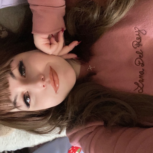 Meet your Posher, Miranda - Picture 2 of 2